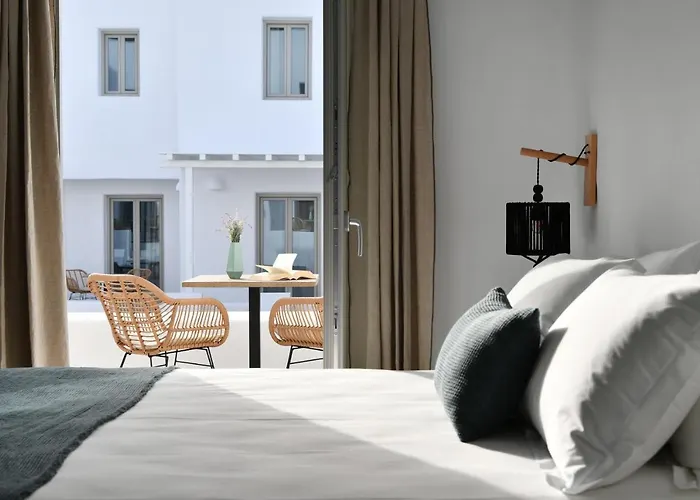 White Blossom Hotel *