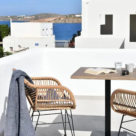 White Blossom Парос